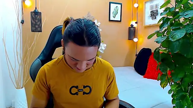 aslyhernandez 7 online show from September 10, 11:53 am