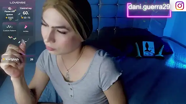 saskya online show from November 15, 2:09 am