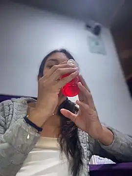 Nikol Rang   online show from November 11, 7:05 pm