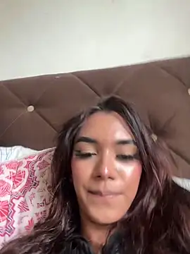 Nikol Rang   online show from November 27, 8:10 pm