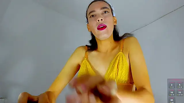 NickSull   online show from November 11, 4:25 am