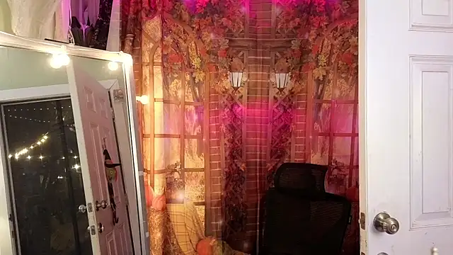 cunty tranny lydia online show from October 22, 4:36 am