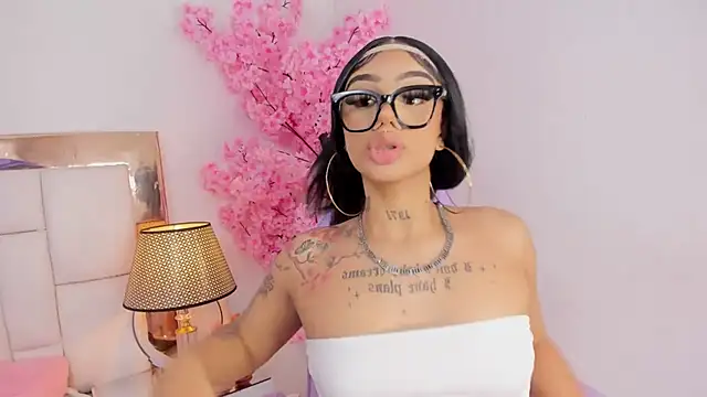 Mia Jansen online show from January 8, 8:50 pm