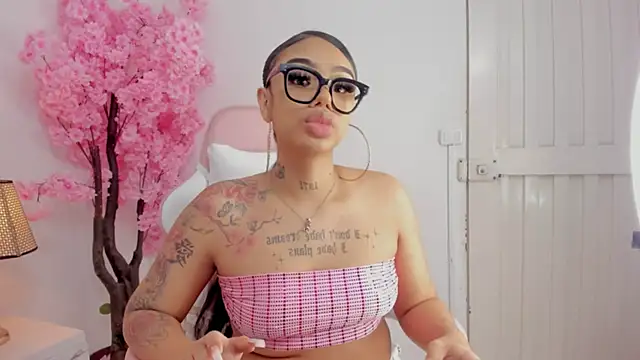 Mia Jansen online show from March 4, 10:03 pm