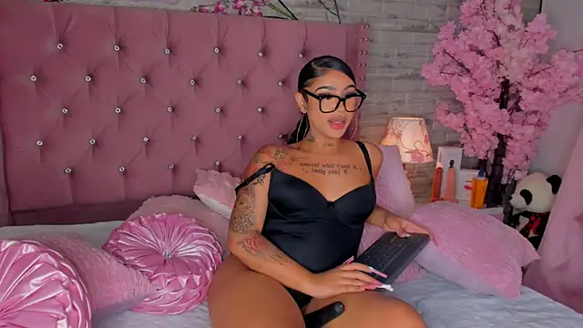 Mia Jansen online show from September 14, 2:32 pm