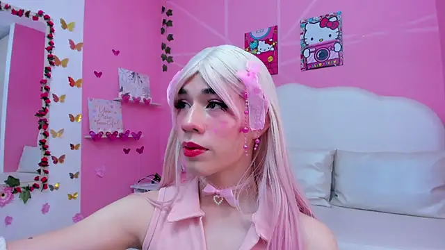 DaripQueen online show from March 22, 2:25 pm