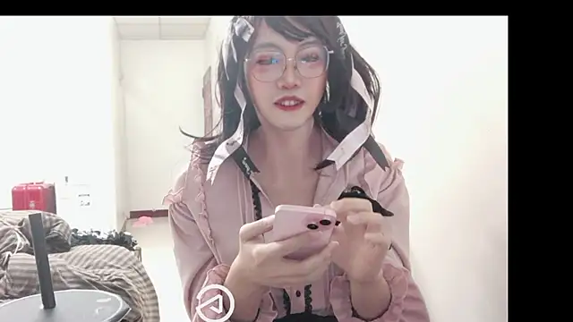 yahanr online show from December 21, 9:48 am