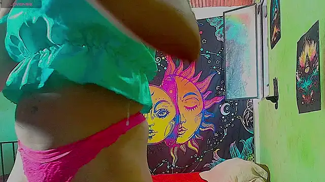 Snapshot of Angel-dust09 chatting on February 23, 8:11 pm Angel-dust09 online show from February 23, 8:11 pm