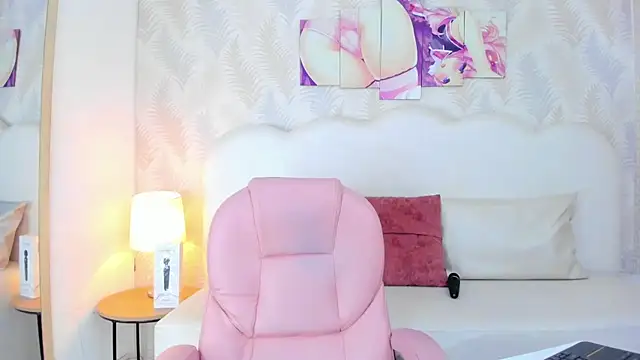 Alison Chan  online show from March 21, 10:28 pm