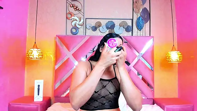 Alison Chan  online show from September 17, 2:00 pm