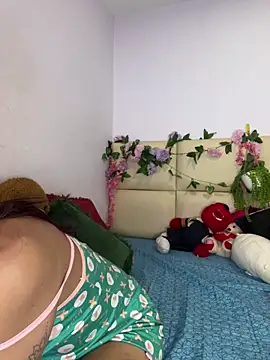 kymmgolden online show from June 1, 12:18 pm