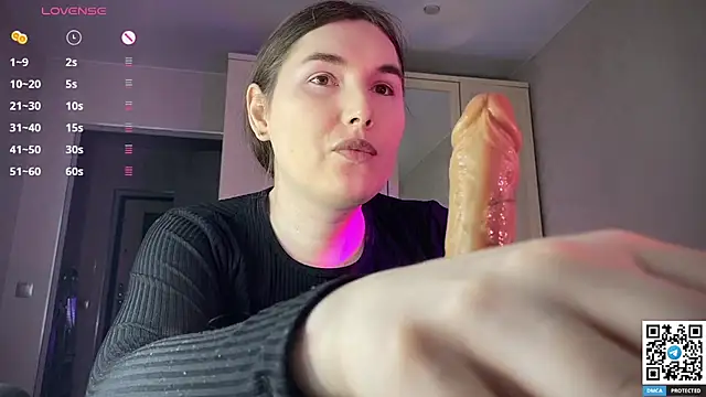 Maria Bowie online show from March 22, 8:30 am