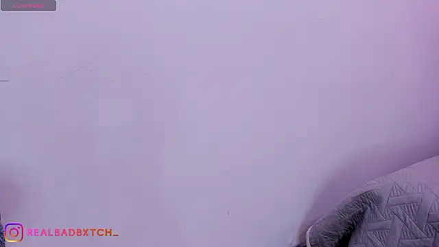 Realbadbxtch online show from February 10, 2:35 pm