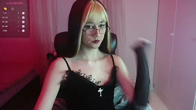 lewd pillows online show from December 18, 7:41 pm