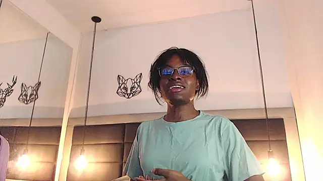 candy lovee69 online show from March 8, 2:04 am