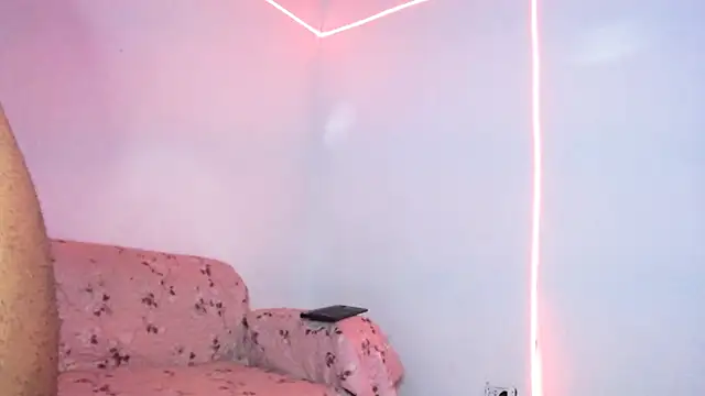  JaaconLeon  online show from March 14, 1:40 pm