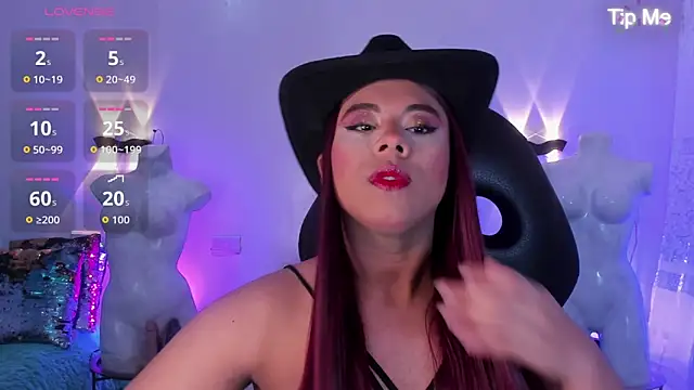 Emili Roux online show from March 11, 6:23 pm