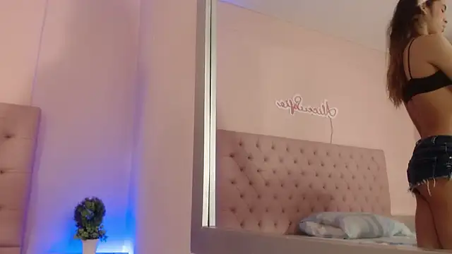 alice sofia online show from October 16, 1:44 pm