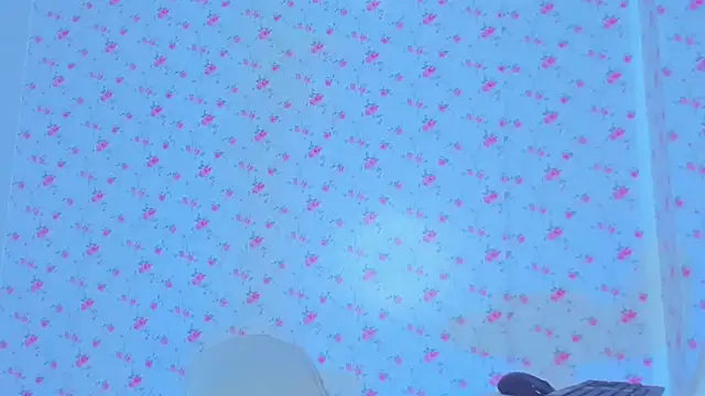 StassieBell online show from September 20, 12:38 am