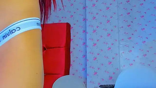 StassieBell online show from September 22, 2:28 am