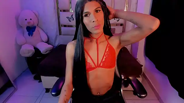 Strella ferrera online show from July 1, 3:18 am