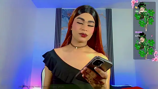 Hellen moons   online show from March 17, 7:00 pm