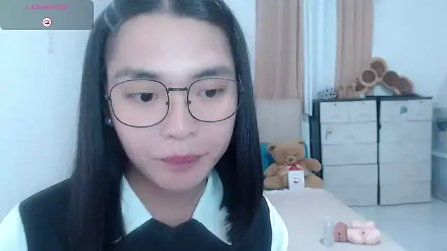 zhaviahale21 online show from August 3, 3:07 pm