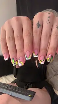 kamel-ayesha online show from February 4, 1:32 am