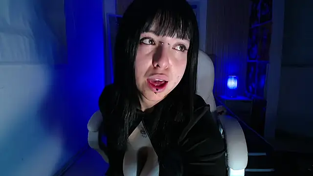 kittyhouse hs online show from November 17, 7:47 pm