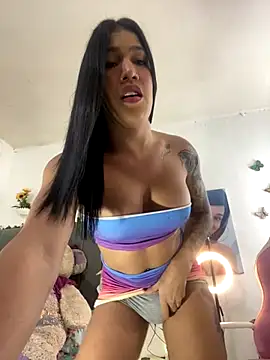 Snapshot of salomegalesoxxx chatting on December 4, 1:19 am salomegalesoxxx online show from December 4, 1:19 am