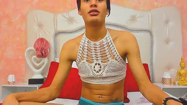 NahomiWhitel online show from March 6, 6:44 pm