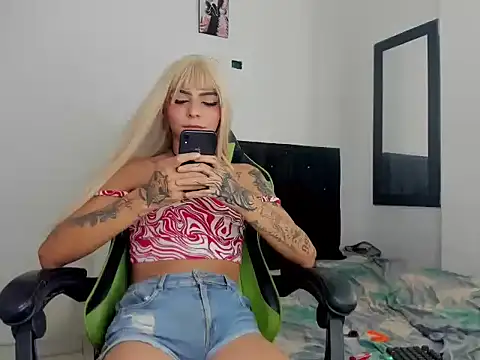 luna gil sex online show from December 13, 7:40 pm