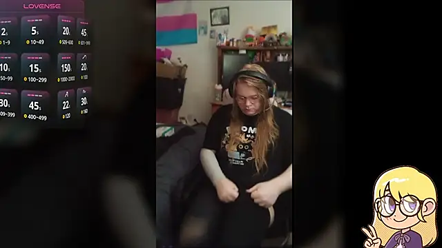 Snapshot of AshThaSissy chatting on December 12, 9:04 pm AshThaSissy online show from December 12, 9:04 pm