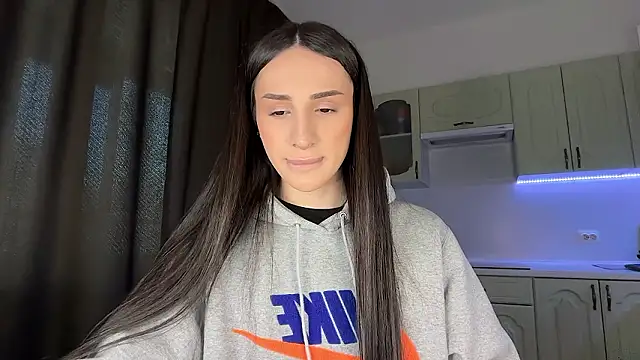 Kim Oberlin  online show from February 23, 1:03 pm