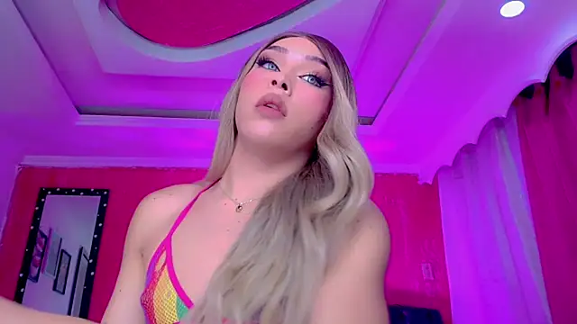 TiffanyMackensyy online show from April 9, 6:19 am