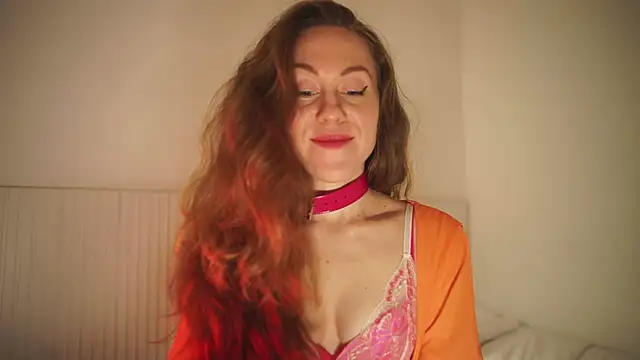 Berberis  Silene online show from February 5, 8:03 pm