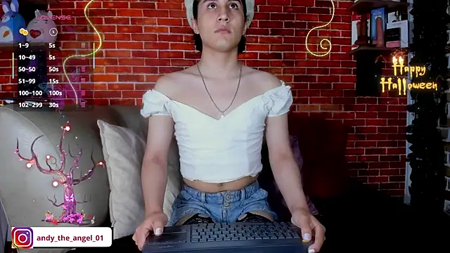 andy angell1 online show from October 9, 12:50 pm