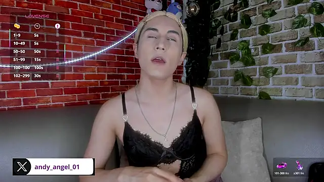 andy angell1 online show from January 16, 12:56 pm