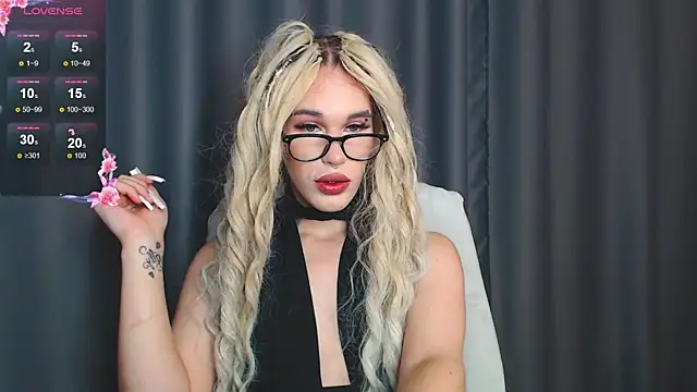 Cassie Bae online show from January 7, 1:32 pm