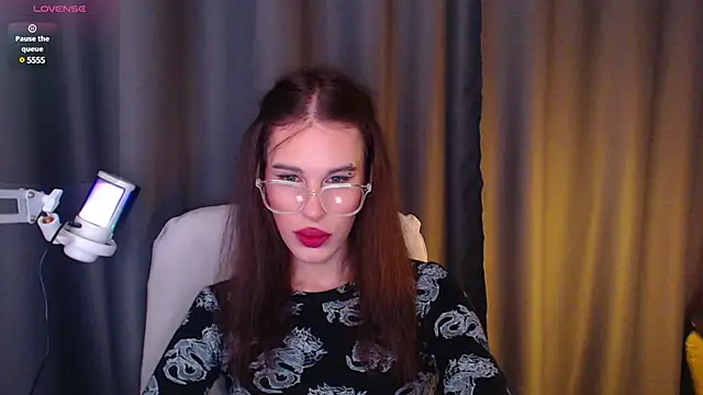 Cassie Bae online show from March 7, 8:25 pm