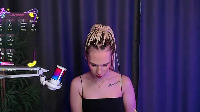 Cassie Bae online show from December 18, 11:37 am