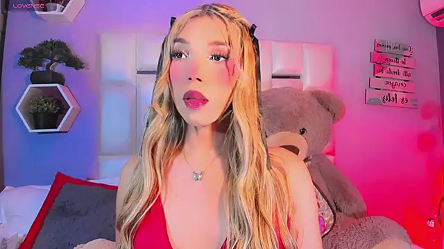 Aileen 18 online show from October 18, 4:38 am