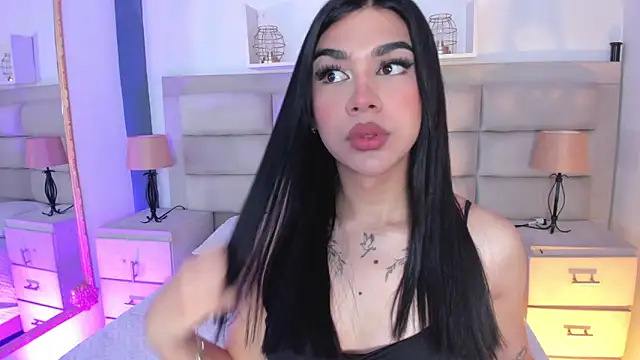 RoseCassie online show from September 15, 1:27 pm