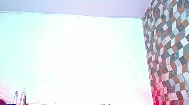 newgroupxxx online show from February 19, 1:28 pm