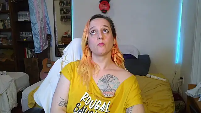 Evelan420 online show from November 5, 8:19 pm