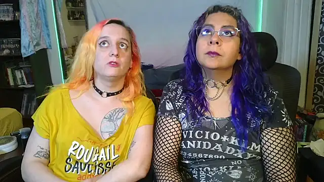 Evelan420 online show from February 4, 8:35 pm