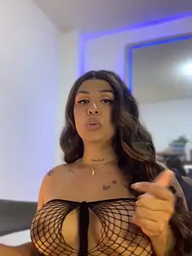 tinalove7 online show from January 5, 9:18 pm