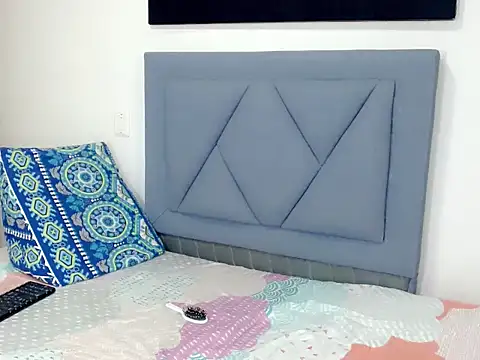 dominic 00 online show from December 1, 10:34 pm