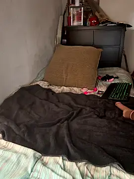 69lunafemboy69 online show from November 23, 10:12 pm