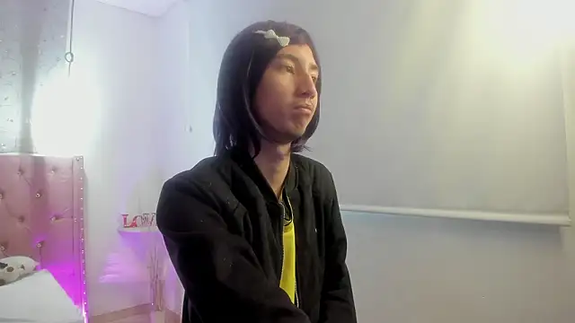 loverisu-coral online show from March 7, 10:16 pm